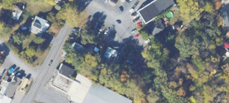 295 Monroe St