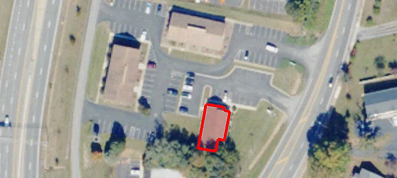 5076 Amherst Hwy