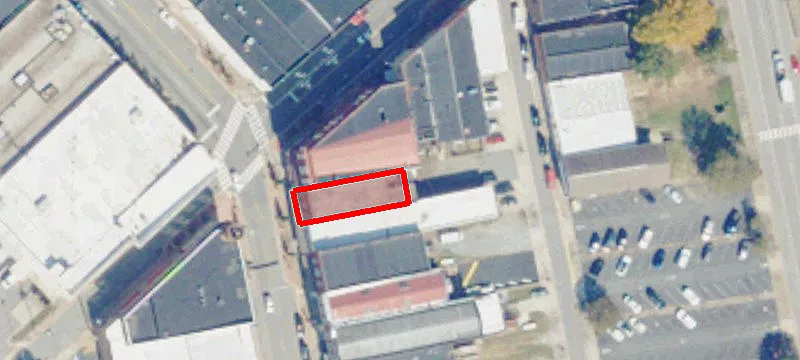 437 Main St
