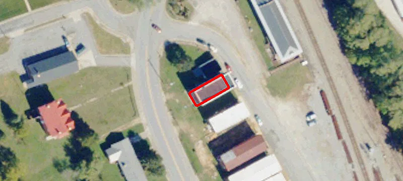 126 Main St