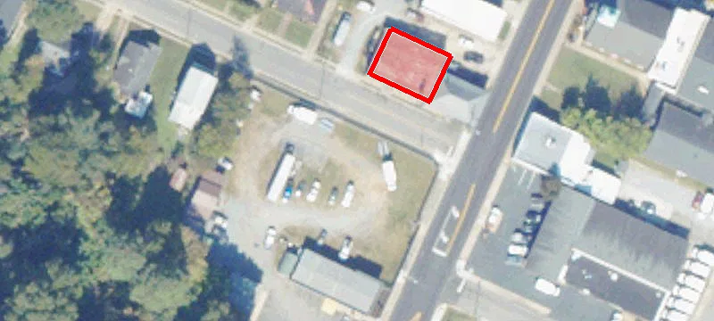 211 Main St