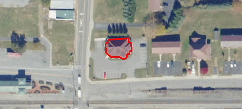 104 Railroad Ave
