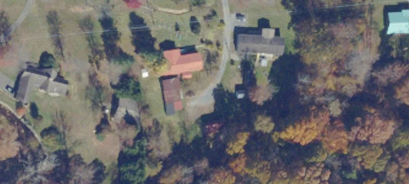 34 Evergreen Ln