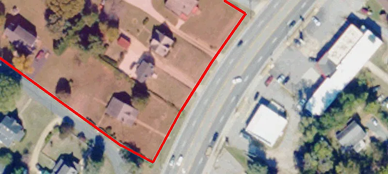 4898 Amherst Hwy
