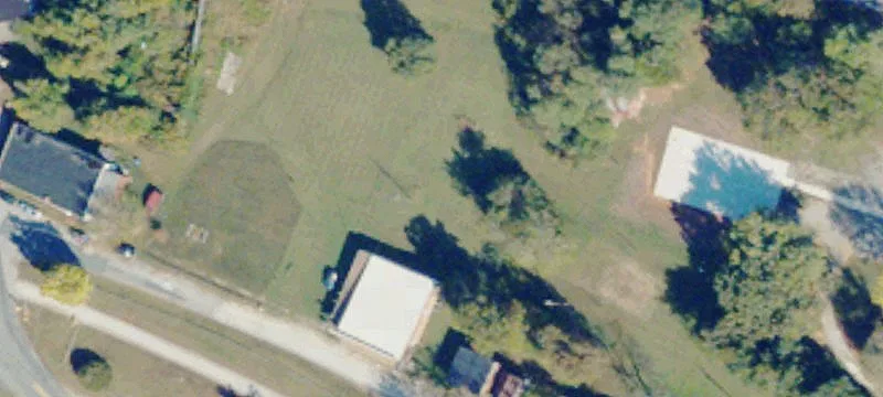 301 Catalpa Ln