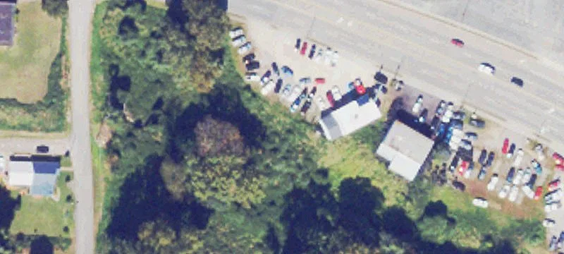 717 Memorial N Blvd