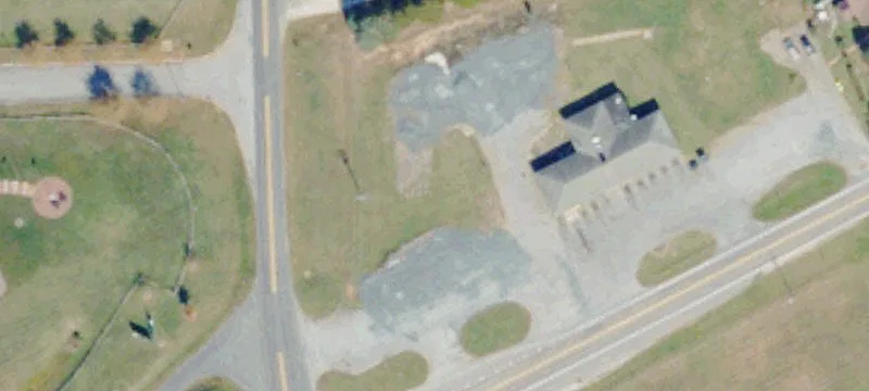 949 Old Courthouse Rd