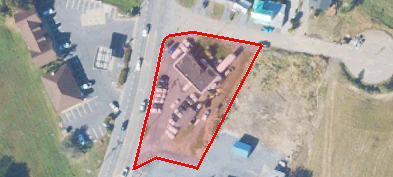 690 Main St
