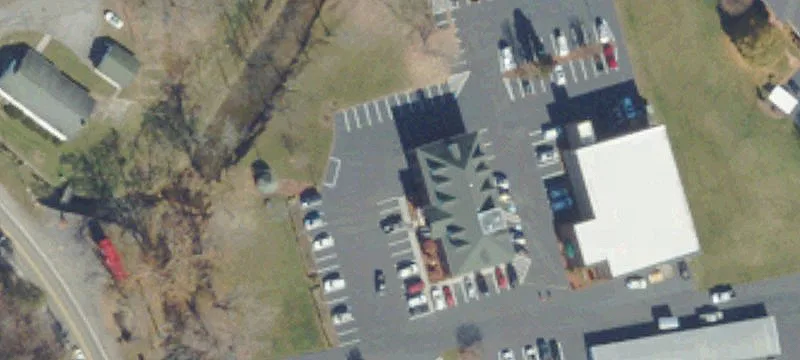 53 Commerce Dr