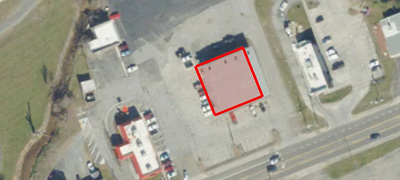 1303 Main St