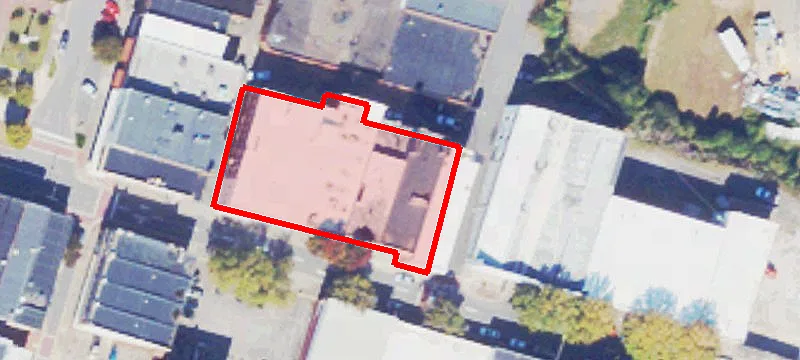 33 Main St
