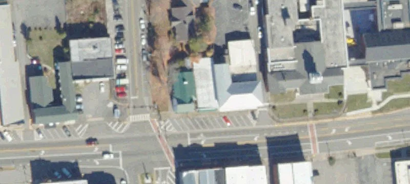 25 Main St