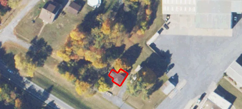 8 Houff Rd