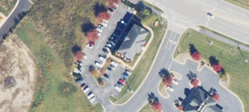 17 Pkwy Ln