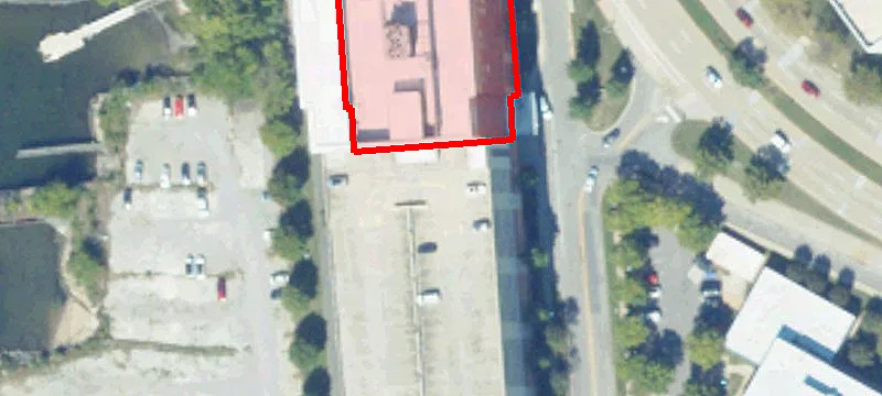 301 Riverview Ave