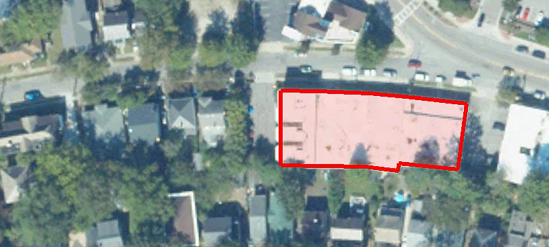 945 Woodrow Ave