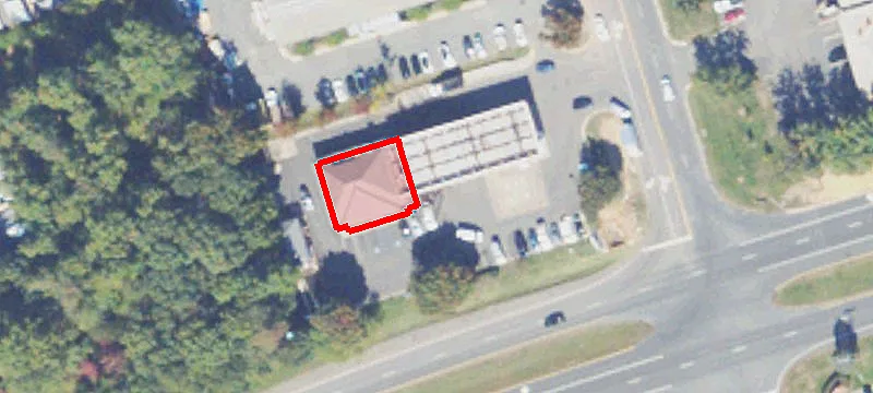 22605 Glenn Dr