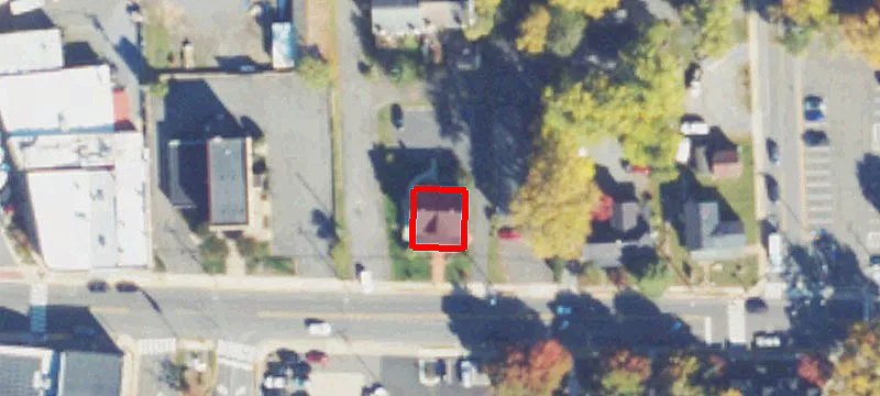 121 Main St