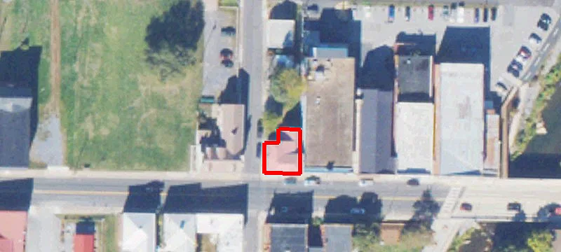 58 Main St