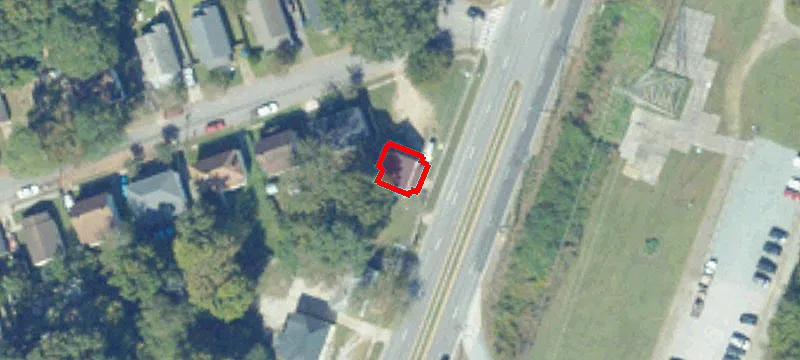 1104 Victory Blvd