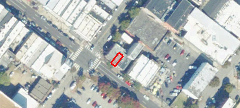 1802 Main St
