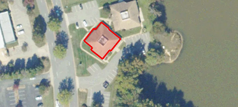 701 Southlake Blvd