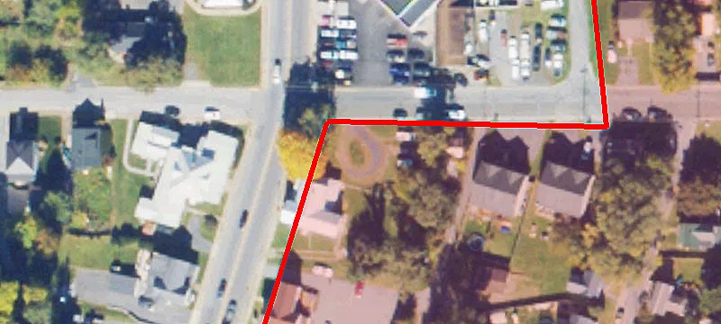 306 Royal Ave