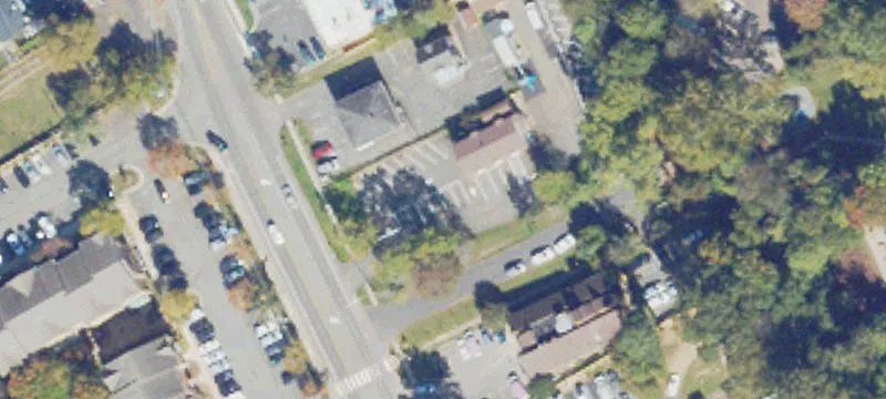 4211 Evergreen Ln