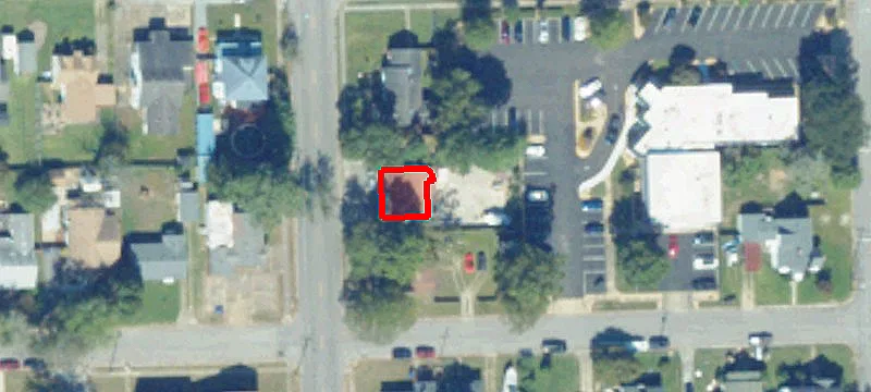 711 Rodman Ave
