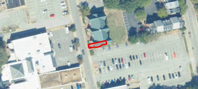 32 Wine St