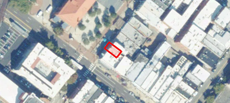 3 17th St