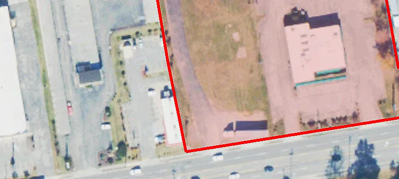 1951 Main St