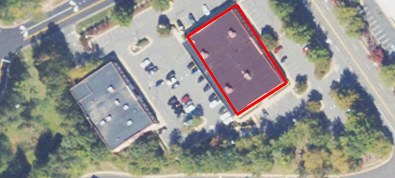 90 Greenspring Dr