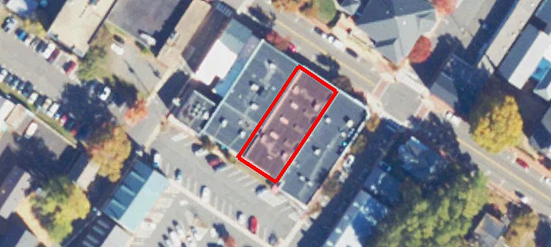 100 Main St