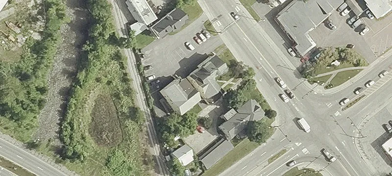 386-388 Main St