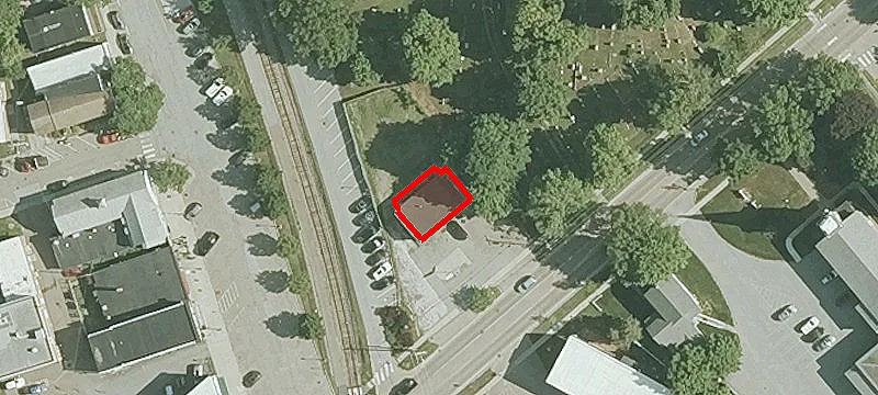 30 Main St