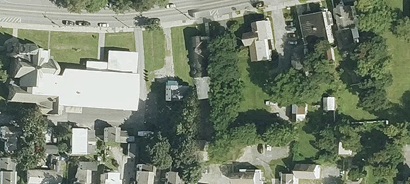 625 Main St
