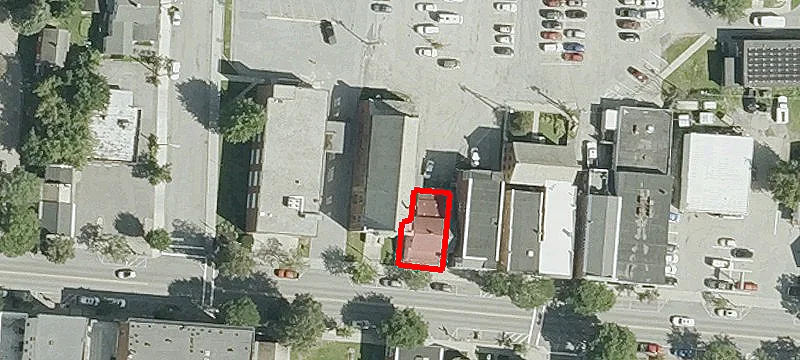 512 Main St