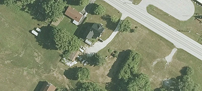144 Grand Ave