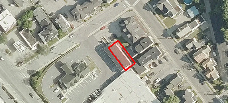 15 Cottage St