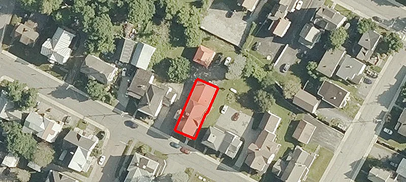 24 Averill St