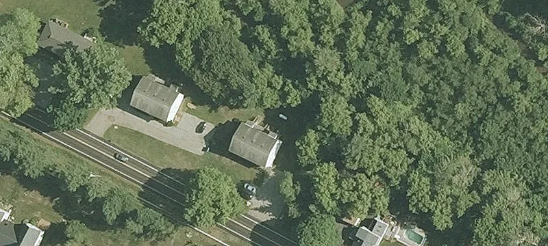 595 Bay Rd