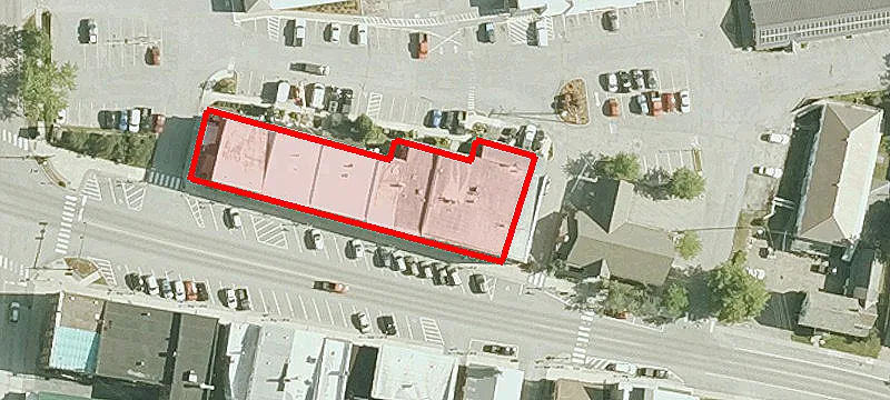 22 Main St