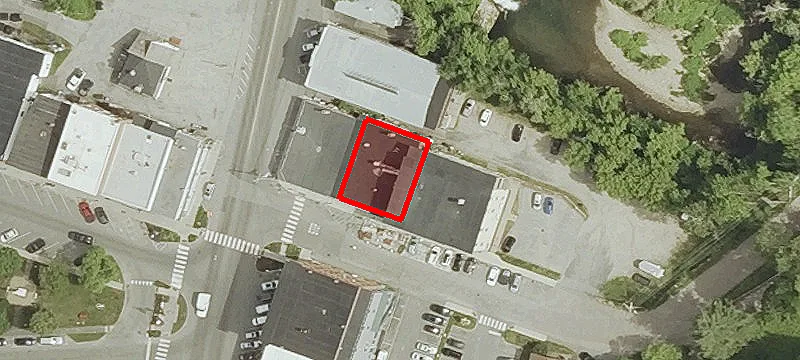 21 Ee St