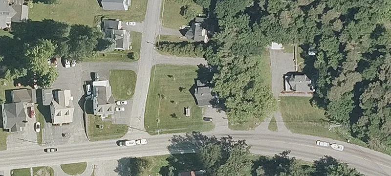 653 Main St