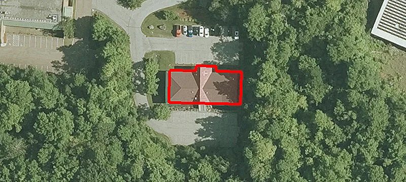 380 Hurricane Ln