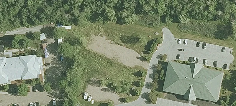 261 Hurricane Ln
