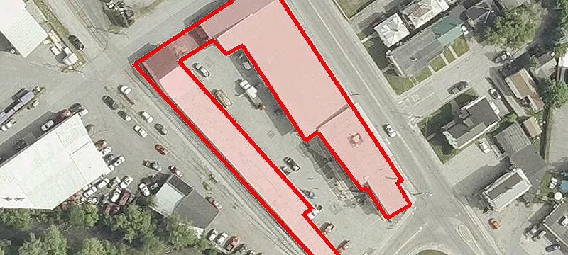 502 Main St
