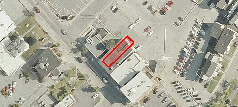 301 Main St