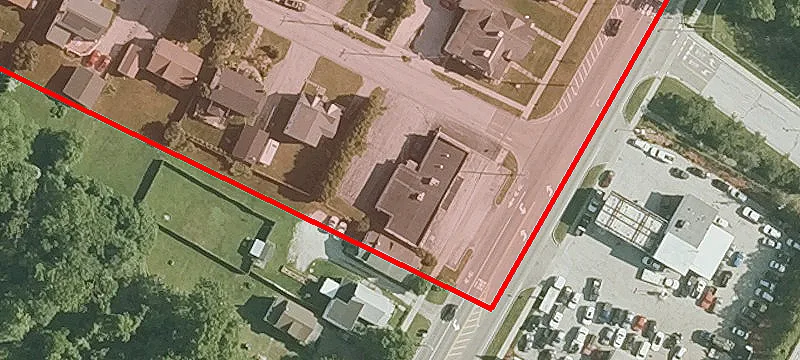 172 Main St